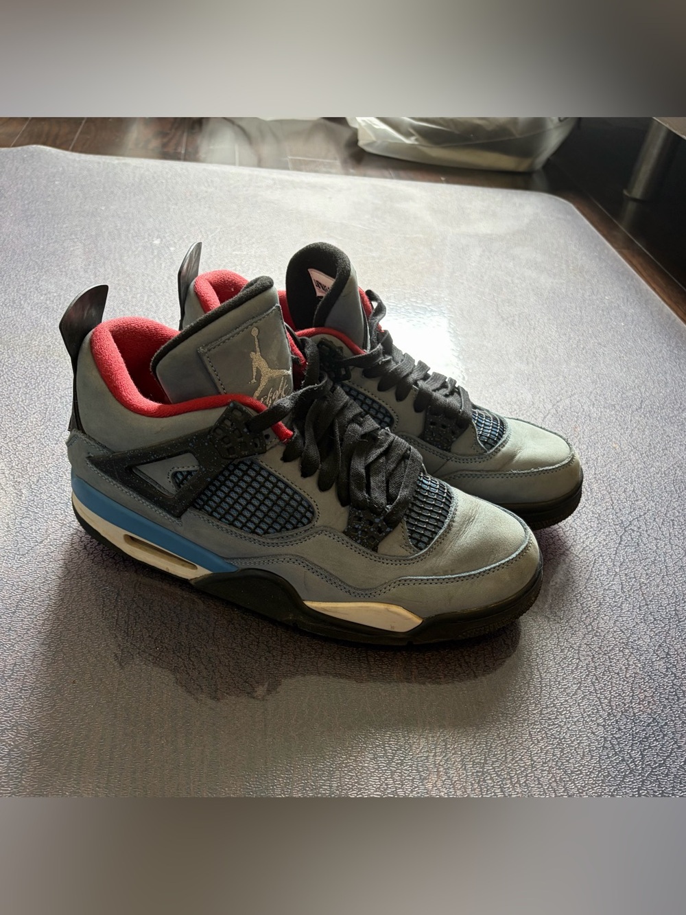 Air Jordan 4 Travis Scott Size 10